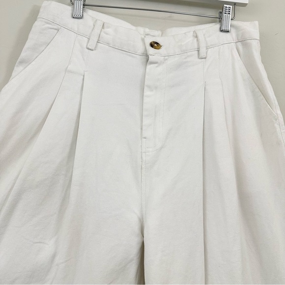 The Odell’s Reagan Pants in White - Picture 5 of 16